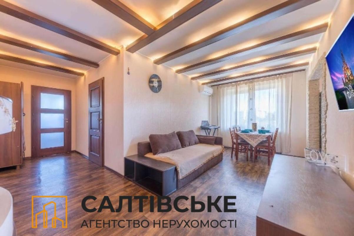 Продаж 3 кімнатної квартири 67 кв. м, Академіка Павлова вул. 160г