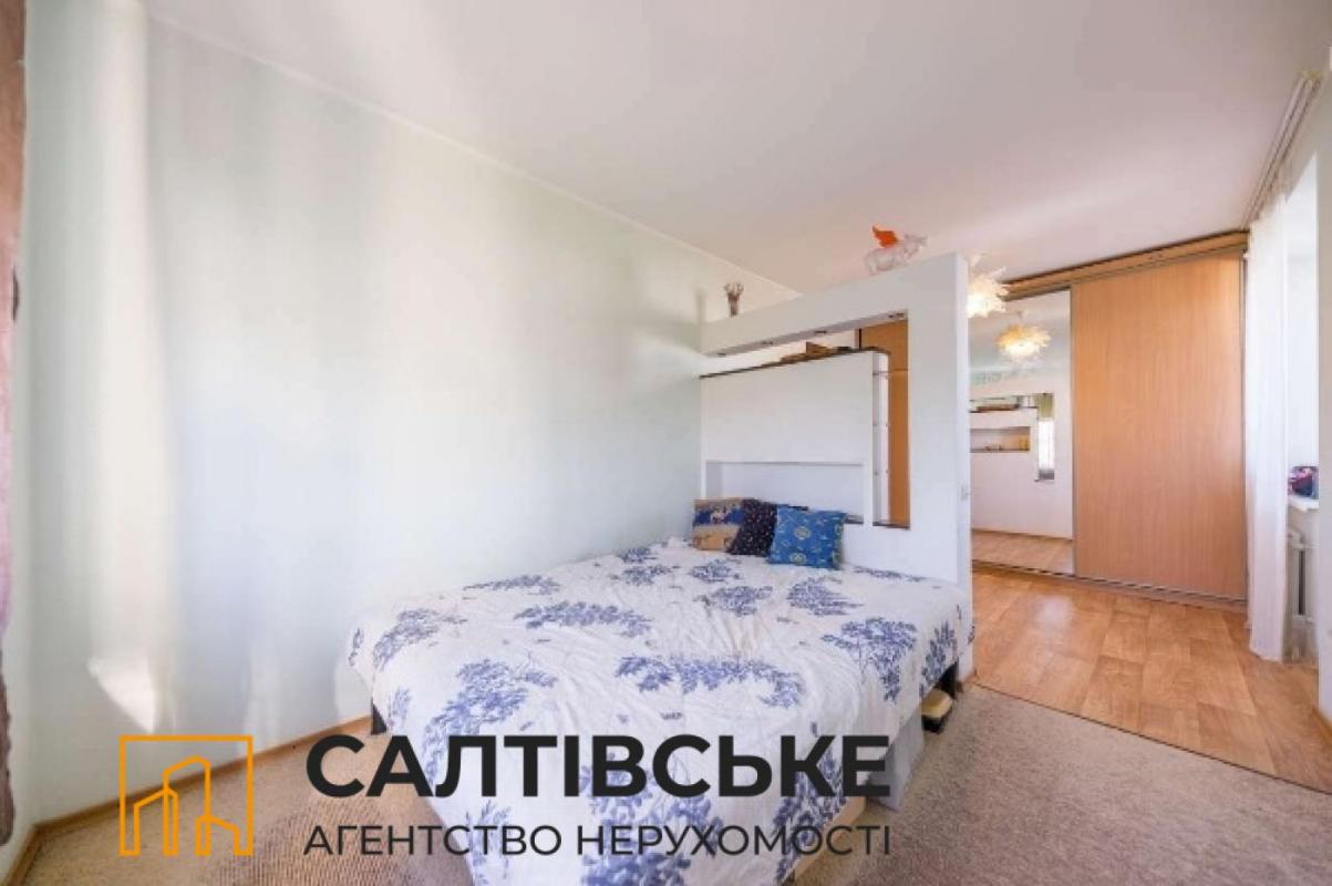 Продаж 3 кімнатної квартири 67 кв. м, Академіка Павлова вул. 160г