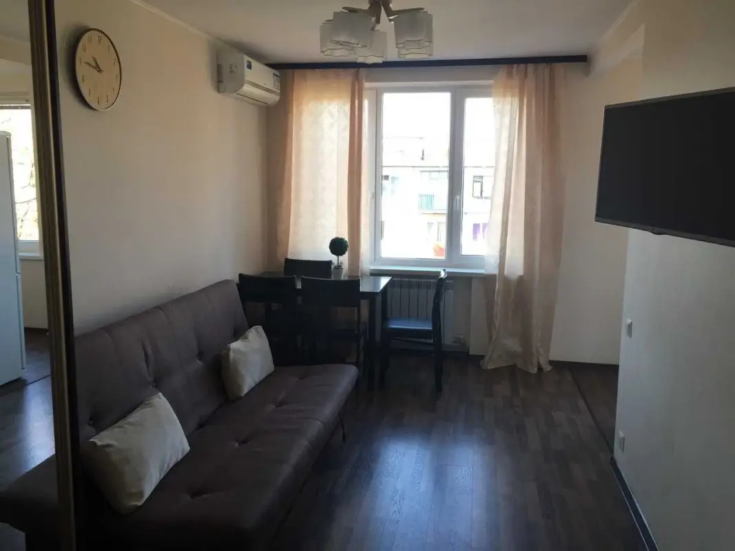 Apartment for sale - Kosmonavtiv Street 5а