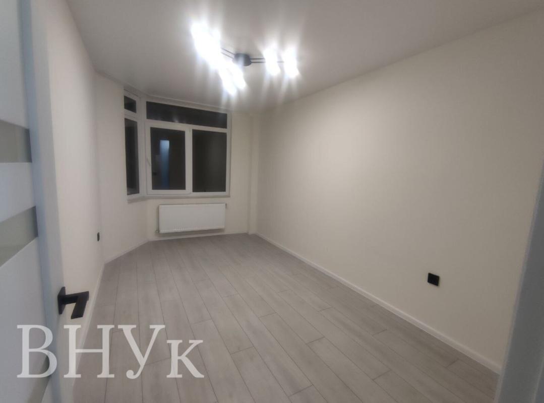 Sale 3 bedroom-(s) apartment 61 sq. m., Kyivska Street