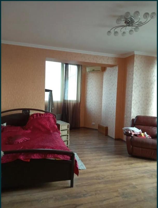 Long term rent 1 bedroom-(s) apartment Kultury Street 22б