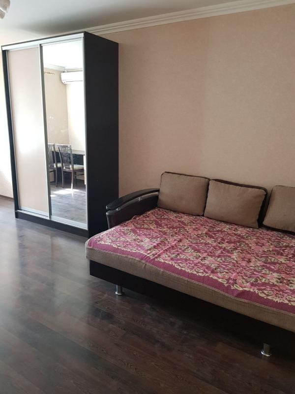 Long term rent 1 bedroom-(s) apartment Akademika Pavlova Street