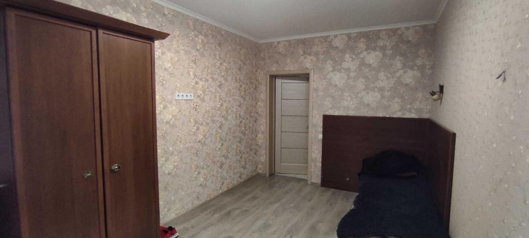 Продаж 3 кімнатної квартири 88 кв. м, Регенераторна вул.