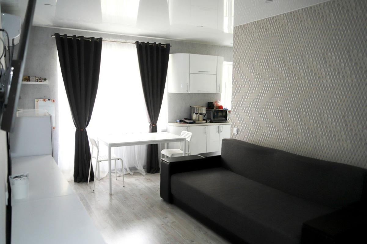 Sale 3 bedroom-(s) apartment 56 sq. m., Holosiivskyi Avenue (40-richchia Zhovtnia Avenue) 46а