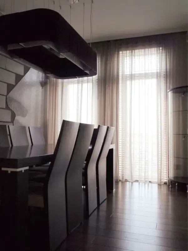 Long term rent 4 bedroom-(s) apartment Khoryva Street 39-41