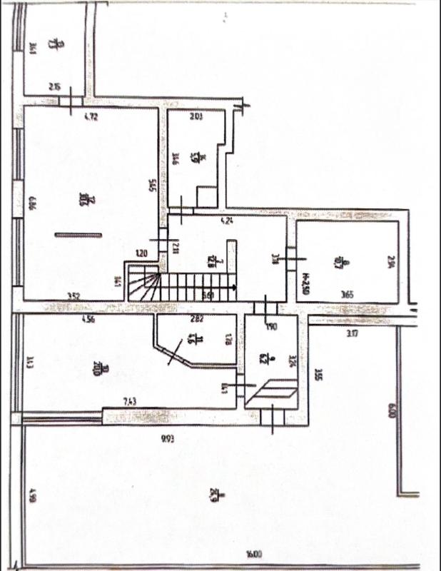 Продаж 3 кімнатної квартири 220 кв. м, Осокорська вул. 2а