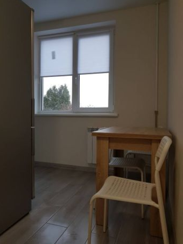 Long term rent 3 bedroom-(s) apartment Olimpiyska Street 31