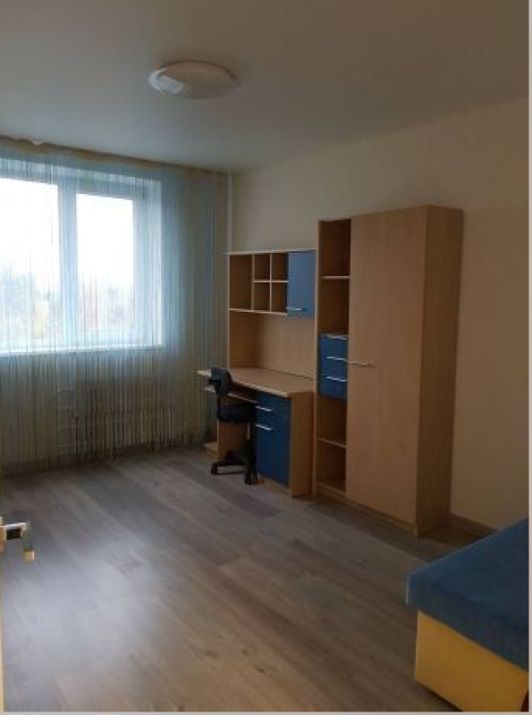 Long term rent 3 bedroom-(s) apartment Olimpiyska Street 31