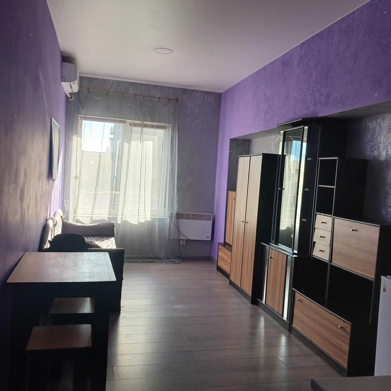 Long term rent 1 bedroom-(s) apartment Heroiv Kharkova Avenue (Moskovskyi Avenue) 118