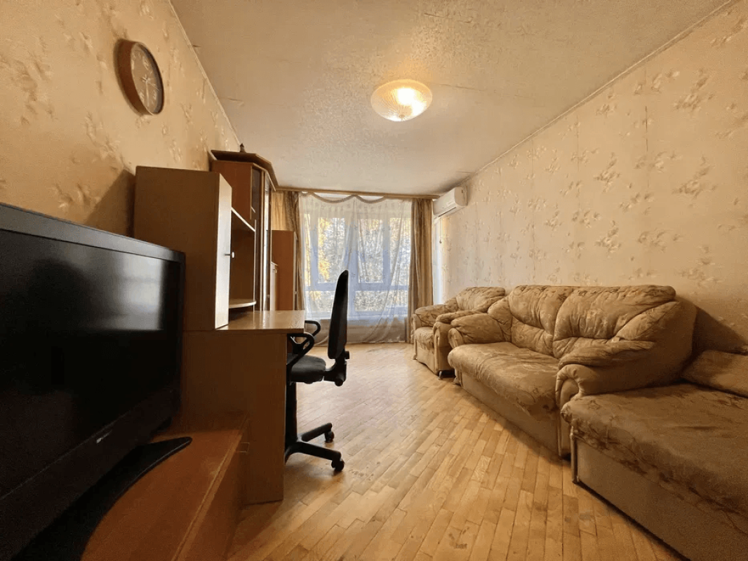 Sale 1 bedroom-(s) apartment 34 sq. m., Akademika Zabolotnoho Street 128