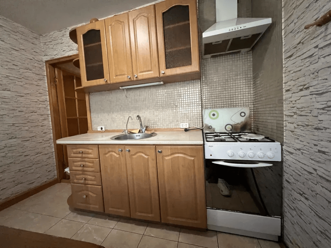 Sale 1 bedroom-(s) apartment 34 sq. m., Akademika Zabolotnoho Street 128