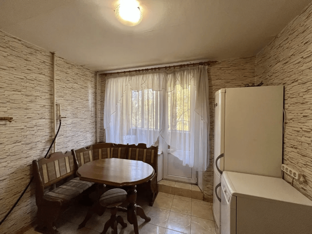 Sale 1 bedroom-(s) apartment 34 sq. m., Akademika Zabolotnoho Street 128