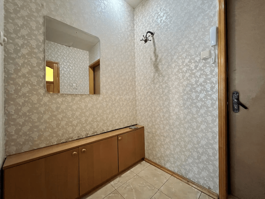 Sale 1 bedroom-(s) apartment 34 sq. m., Akademika Zabolotnoho Street 128