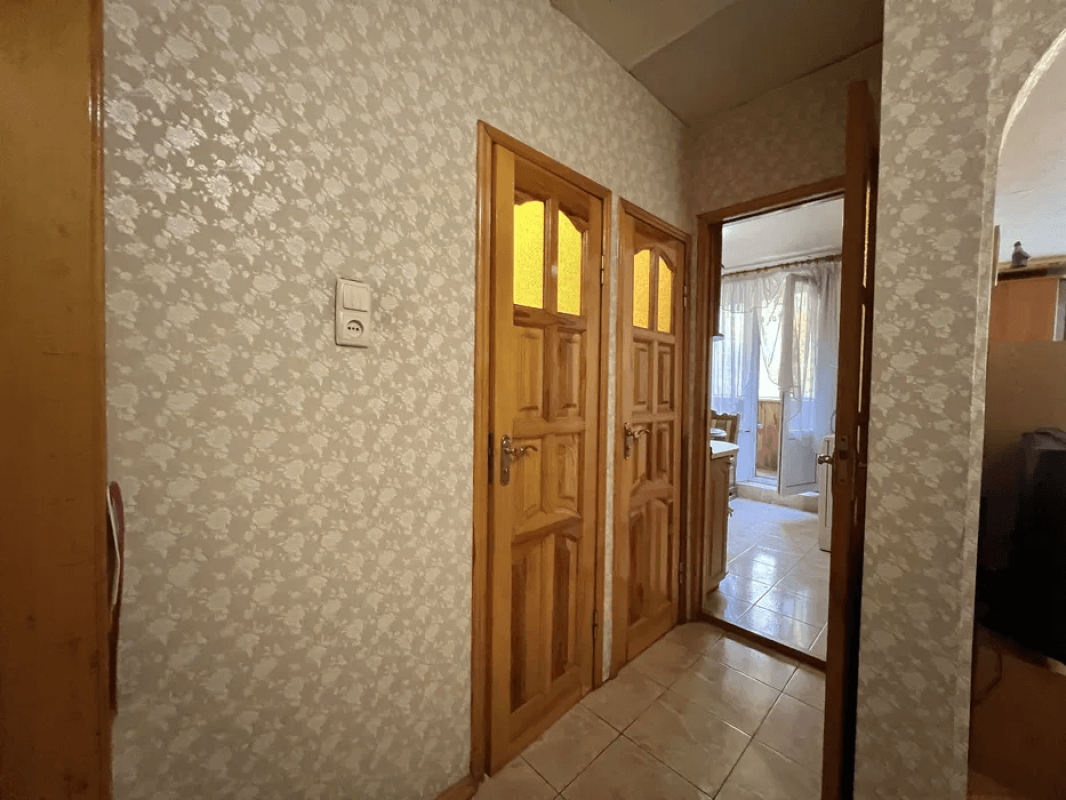 Sale 1 bedroom-(s) apartment 34 sq. m., Akademika Zabolotnoho Street 128