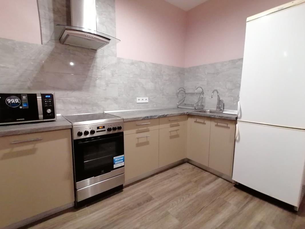 Long term rent 1 bedroom-(s) apartment Iskrynsky Lane 19б