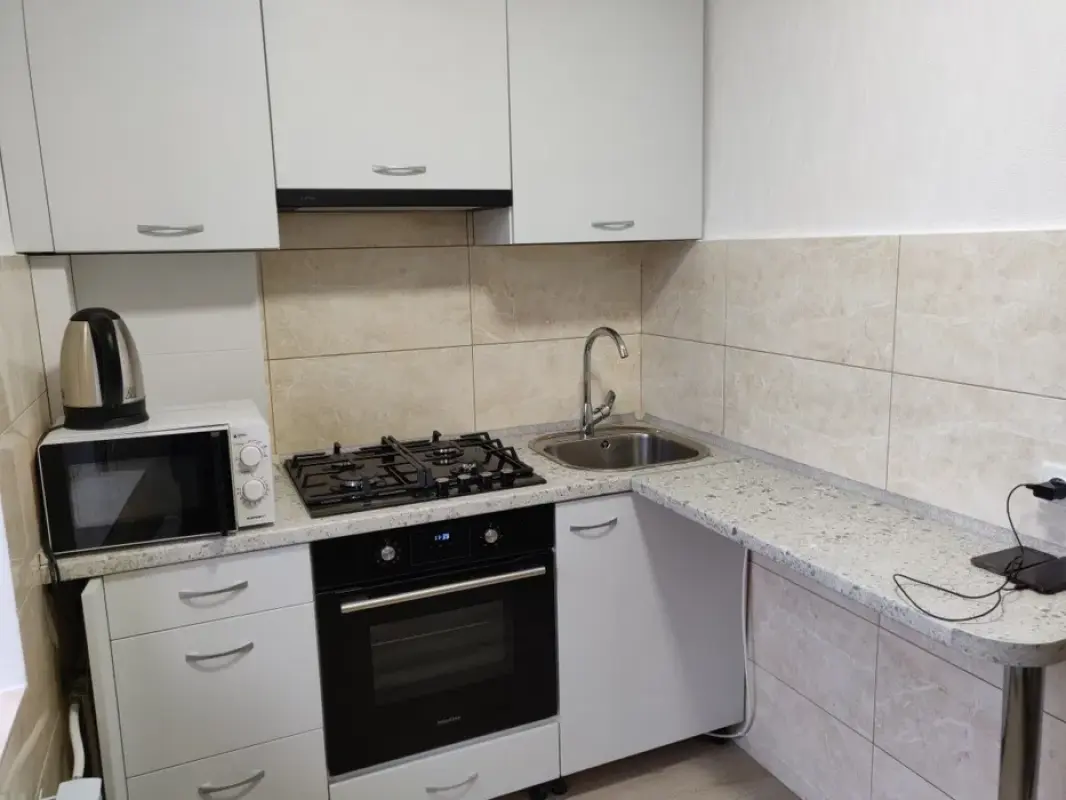 Sale 1 bedroom-(s) apartment 30 sq. m., Dmytra Lutsenka Street 1б