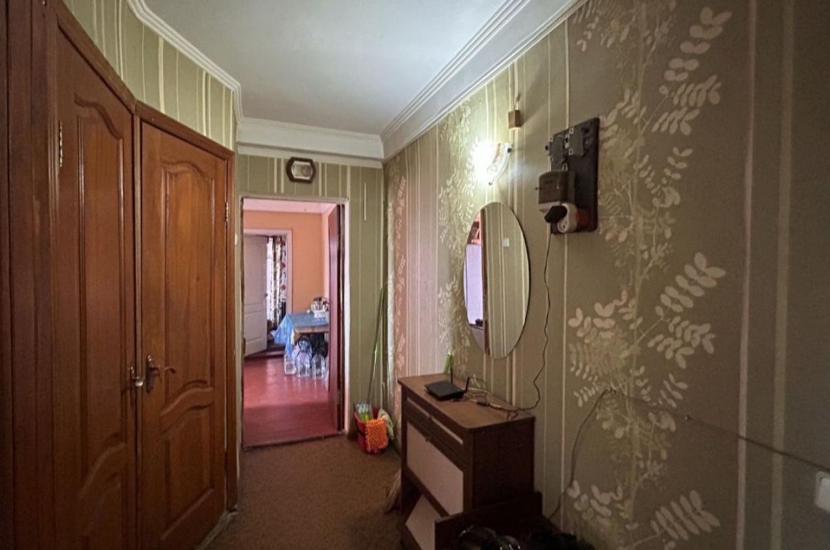 Sale 4 bedroom-(s) apartment 59 sq. m., Zodchykh Street 36