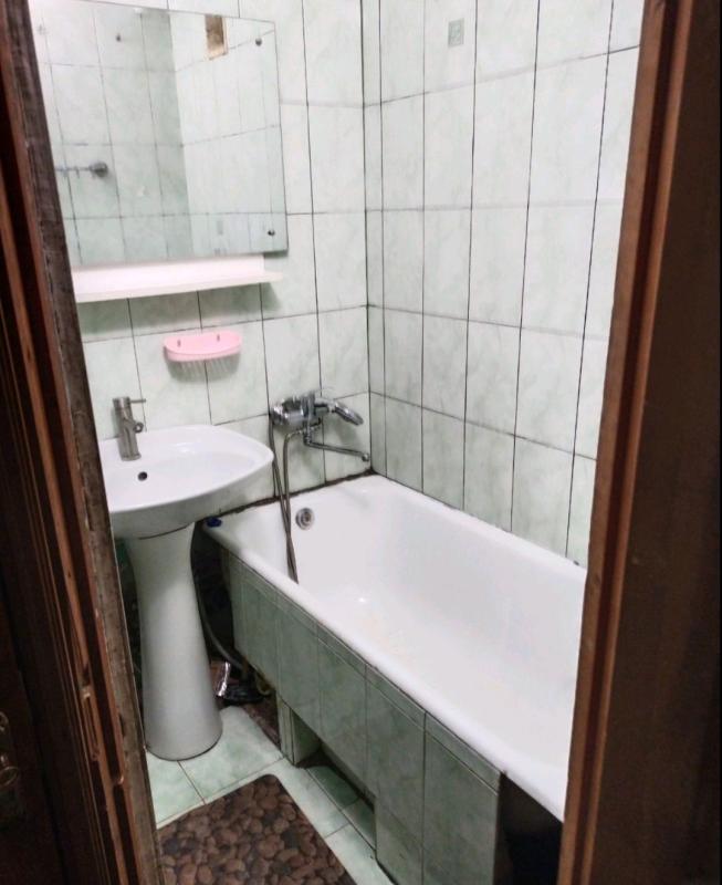 Sale 4 bedroom-(s) apartment 59 sq. m., Zodchykh Street 36