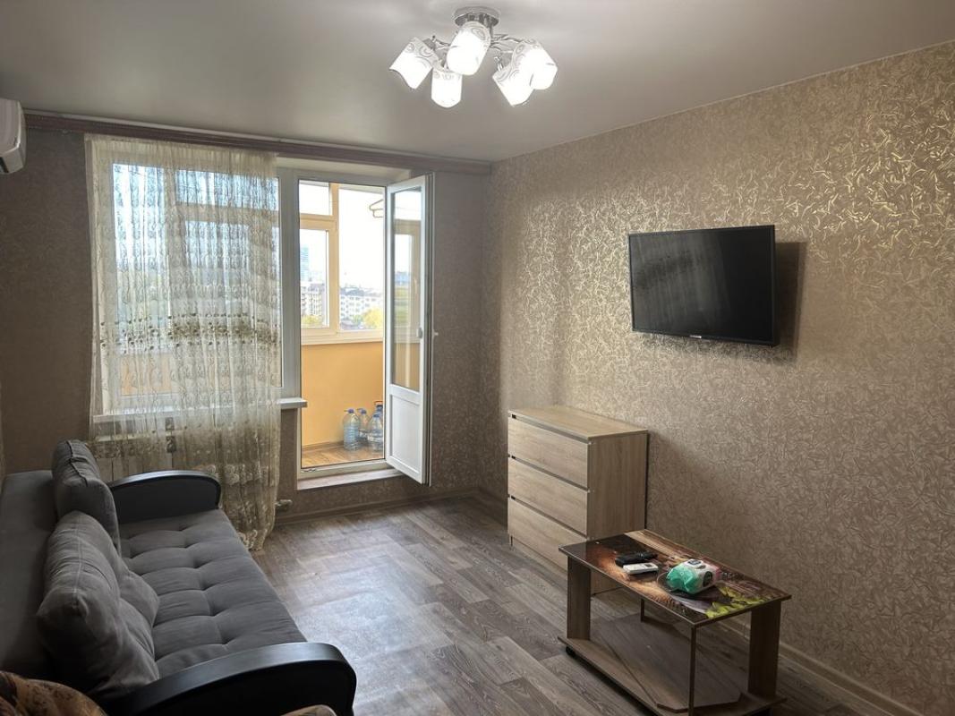 Sale 2 bedroom-(s) apartment 45 sq. m., Akademika Pavlova Street 132