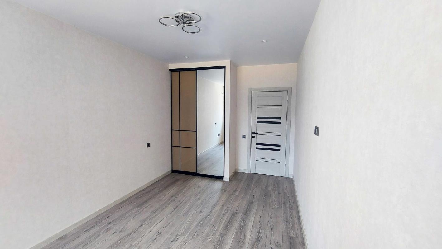 Sale 2 bedroom-(s) apartment 70 sq. m., Oleksandra Olesya street 2б