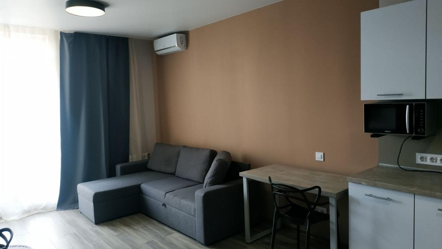 Long term rent 1 bedroom-(s) apartment Serpova Street 4