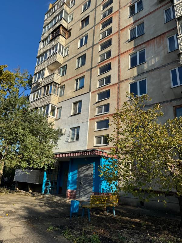 Sale 1 bedroom-(s) apartment 37 sq. m., Verstatobudivna Street 6