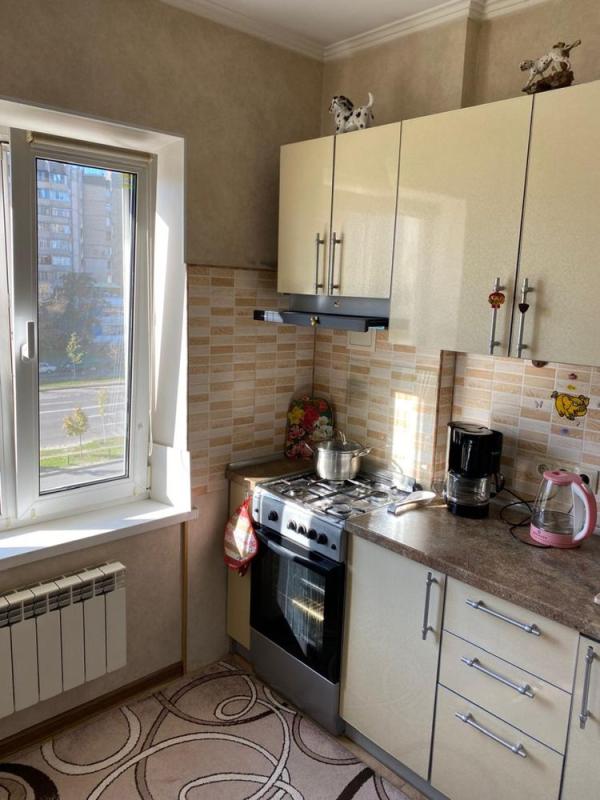 Sale 2 bedroom-(s) apartment 50 sq. m., Revutskoho Street 29