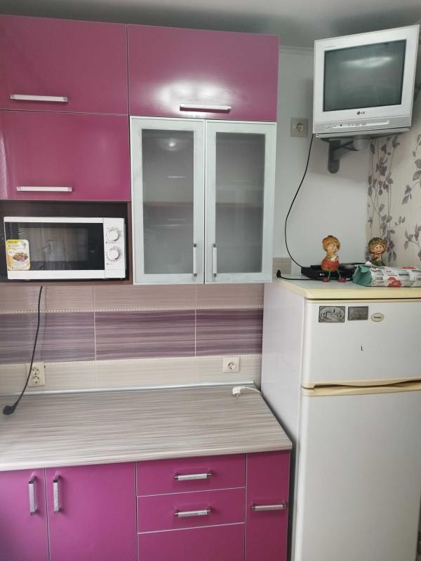 Long term rent 1 bedroom-(s) apartment Valentynivska street 13