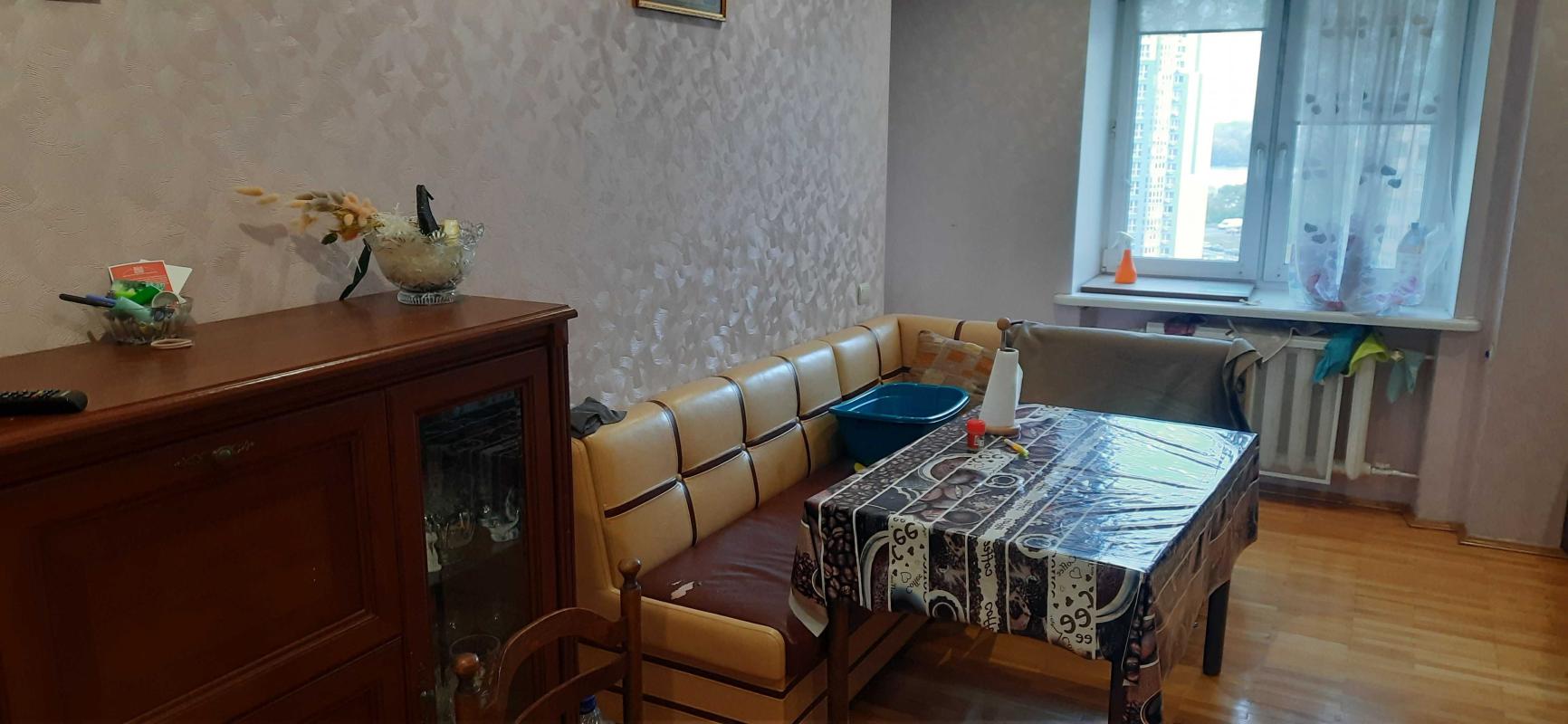 Sale 2 bedroom-(s) apartment 73 sq. m., Vyshniakivska Street 9