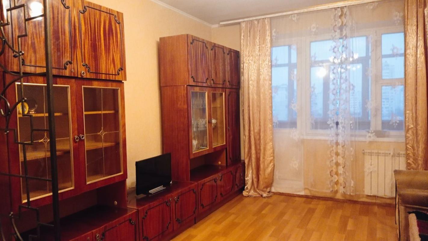 Sale 1 bedroom-(s) apartment 39.3 sq. m., Pivnichna Street 32