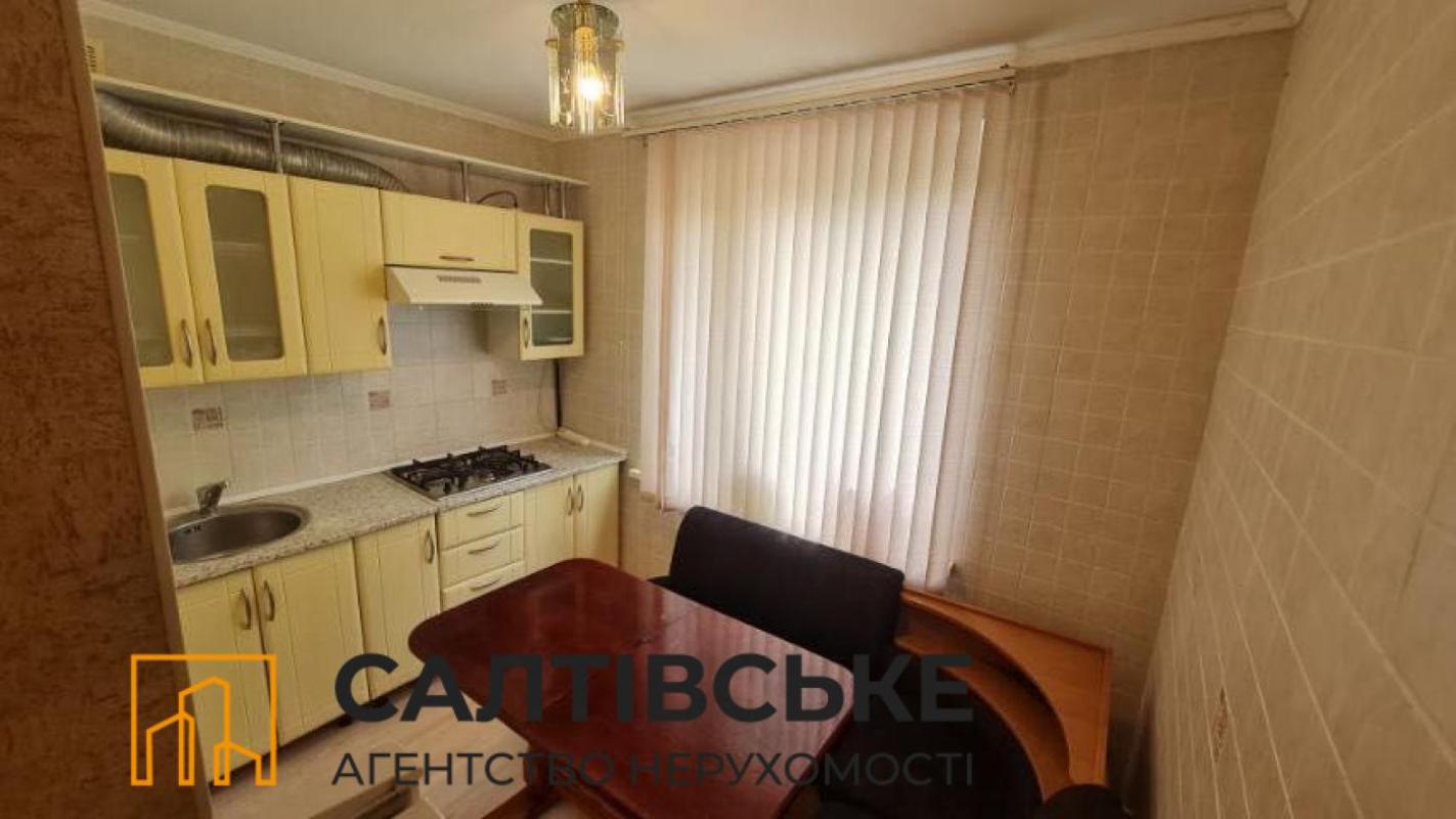 Продажа 2 комнатной квартиры 45 кв. м, Светлая ул. 19