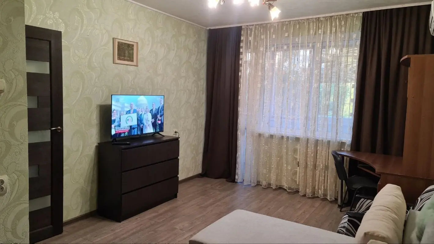 Apartment for rent - Natalii Uzhvii Street 100