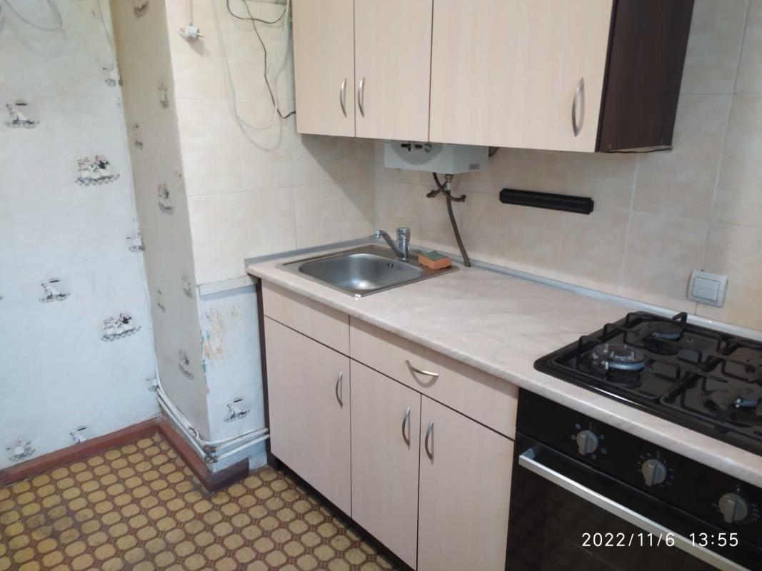 Long term rent 2 bedroom-(s) apartment Dovatora Street 17