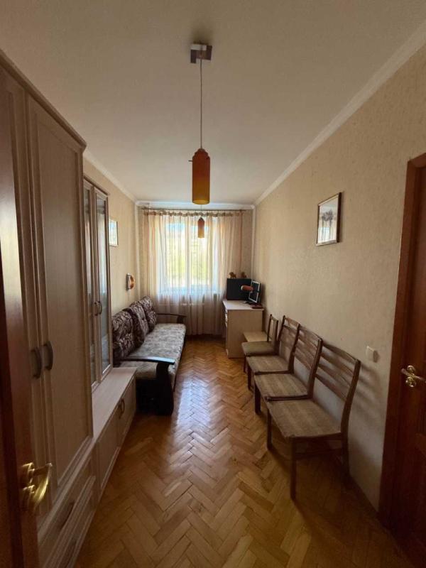 Продажа 2 комнатной квартиры 42 кв. м, Соборности просп. 5