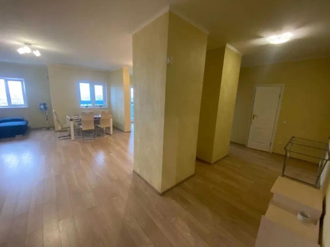 Sale 2 bedroom-(s) apartment 90 sq. m., Natalii Uzhvii Street 12