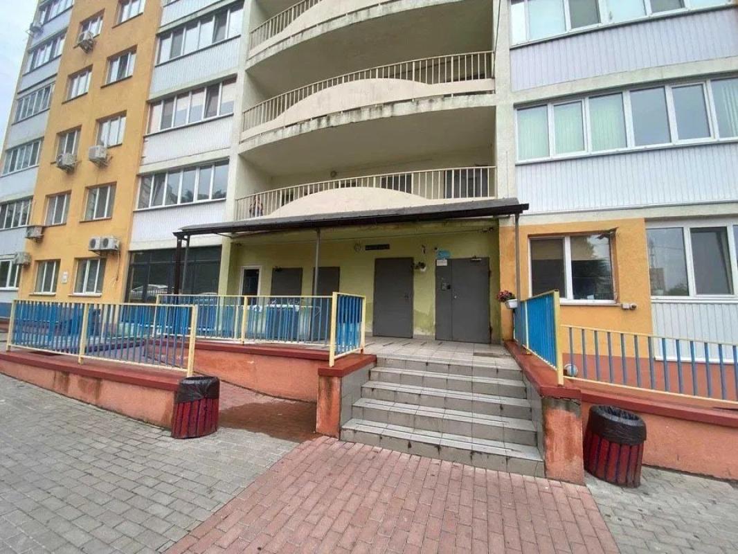 Sale 2 bedroom-(s) apartment 90 sq. m., Natalii Uzhvii Street 12