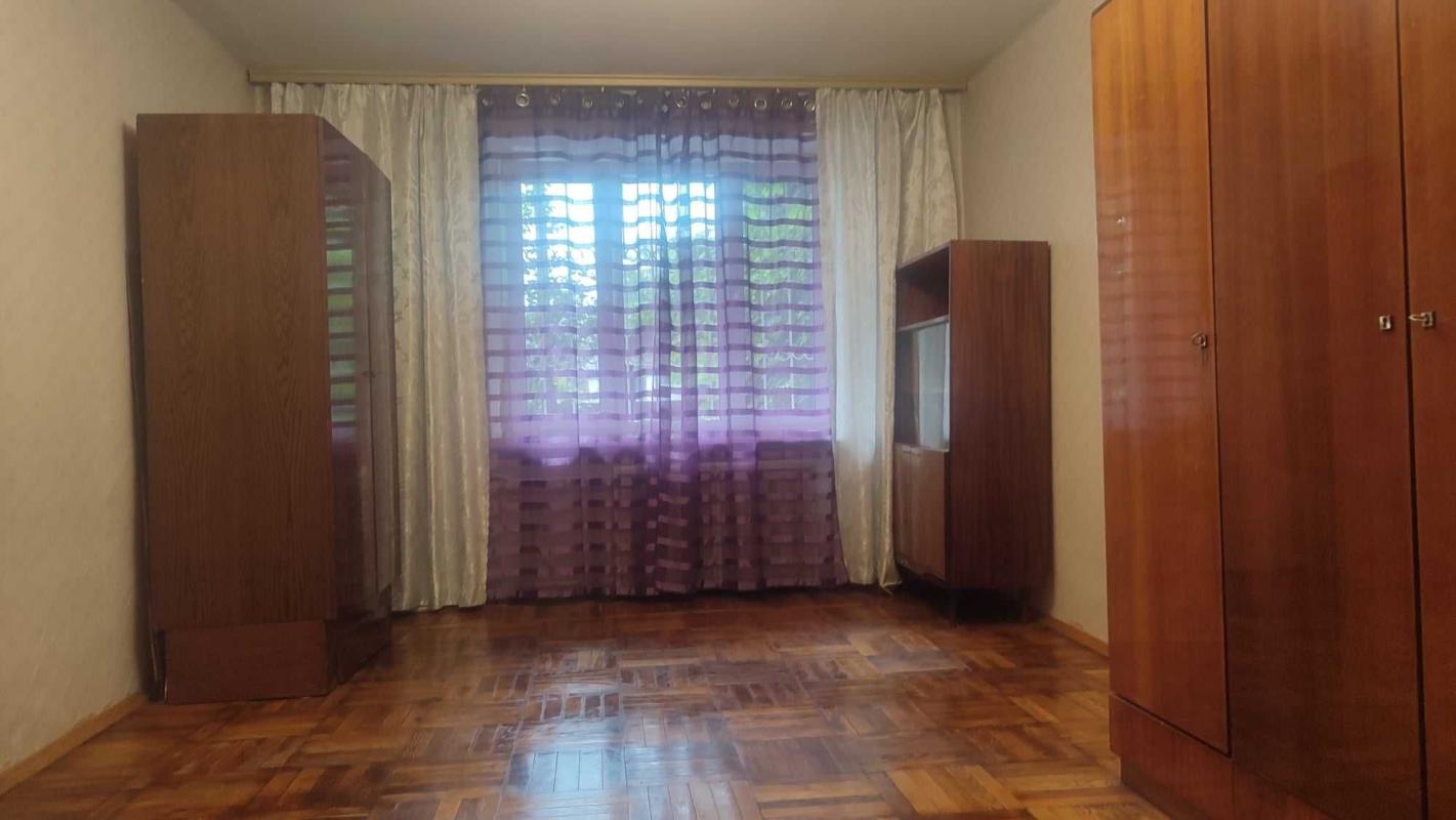 Sale 1 bedroom-(s) apartment 29 sq. m., Petropavlivska Street 13/8