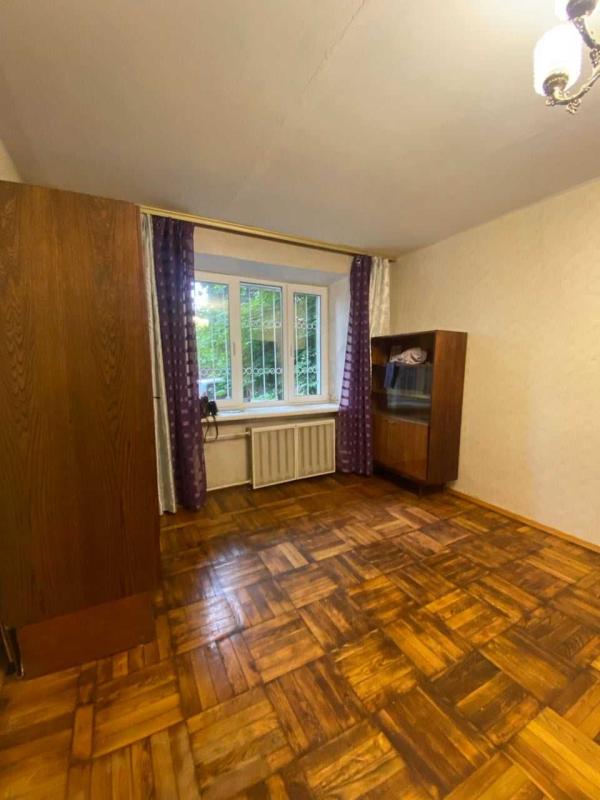 Sale 1 bedroom-(s) apartment 29 sq. m., Petropavlivska Street 13/8