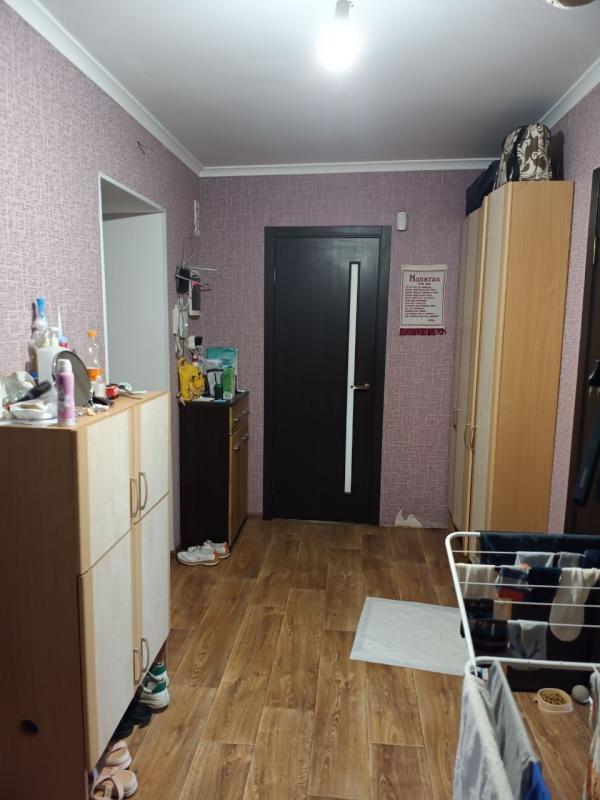 Продаж 3 кімнатної квартири 67 кв. м, Академіка Корольова просп. 2а