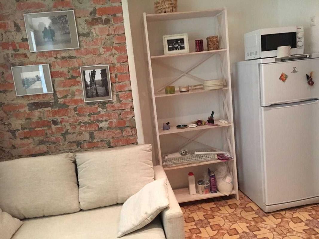 Long term rent 1 bedroom-(s) apartment Morozova Street 22б