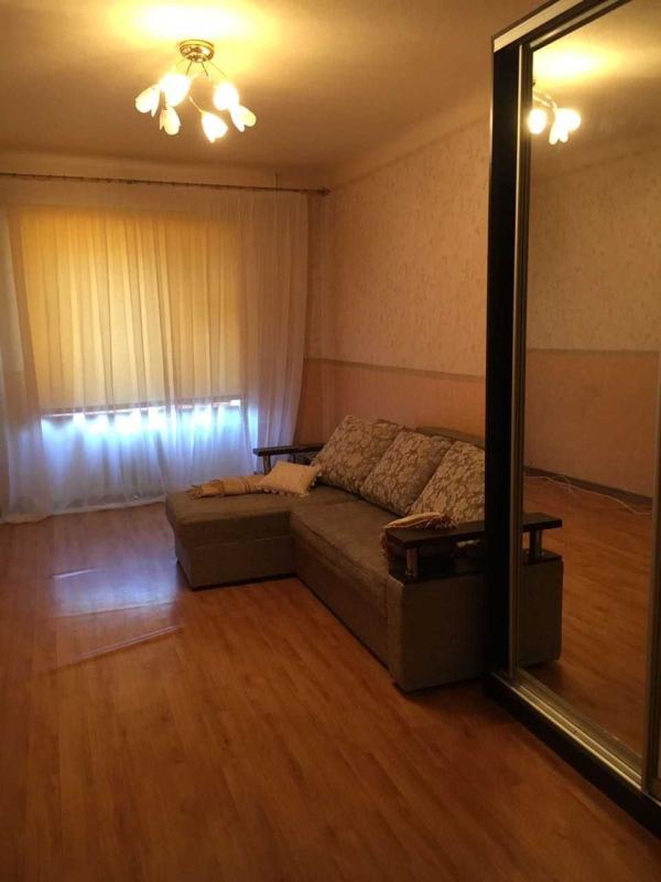 Long term rent 1 bedroom-(s) apartment Morozova Street 22б