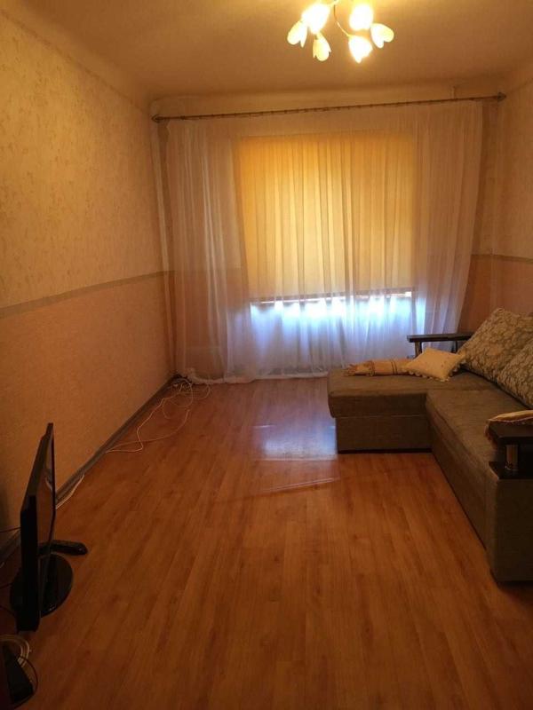 Long term rent 1 bedroom-(s) apartment Morozova Street 22б