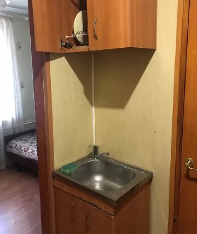 Long term rent 2 bedroom-(s) apartment Zernovyi Lane 6/6