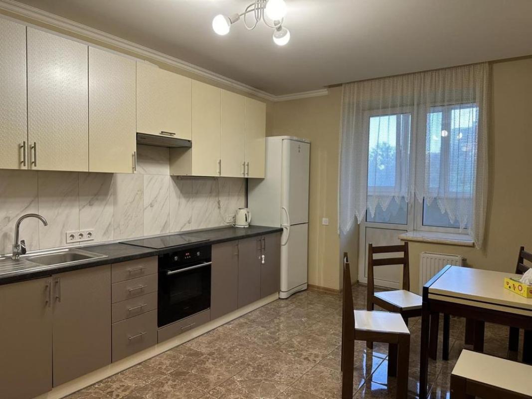 Sale 2 bedroom-(s) apartment 81 sq. m., Herzena Street 35