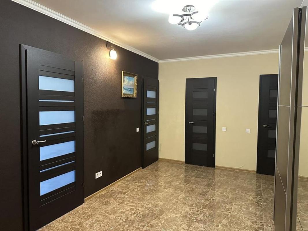 Продажа 2 комнатной квартиры 81 кв. м, Герцена ул. 35