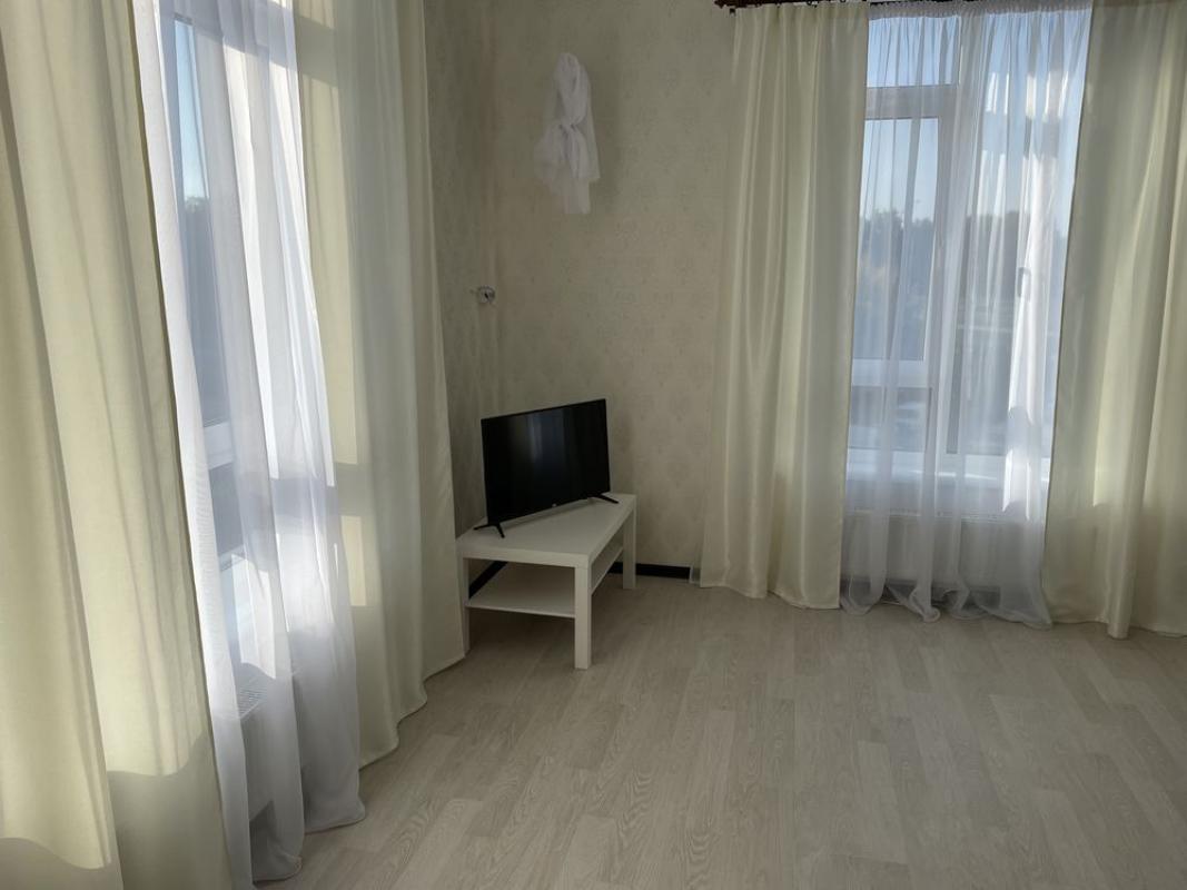 Sale 1 bedroom-(s) apartment 36 sq. m., Liubomyra Huzara Avenue (Kosmonavta Komarova Avenue)