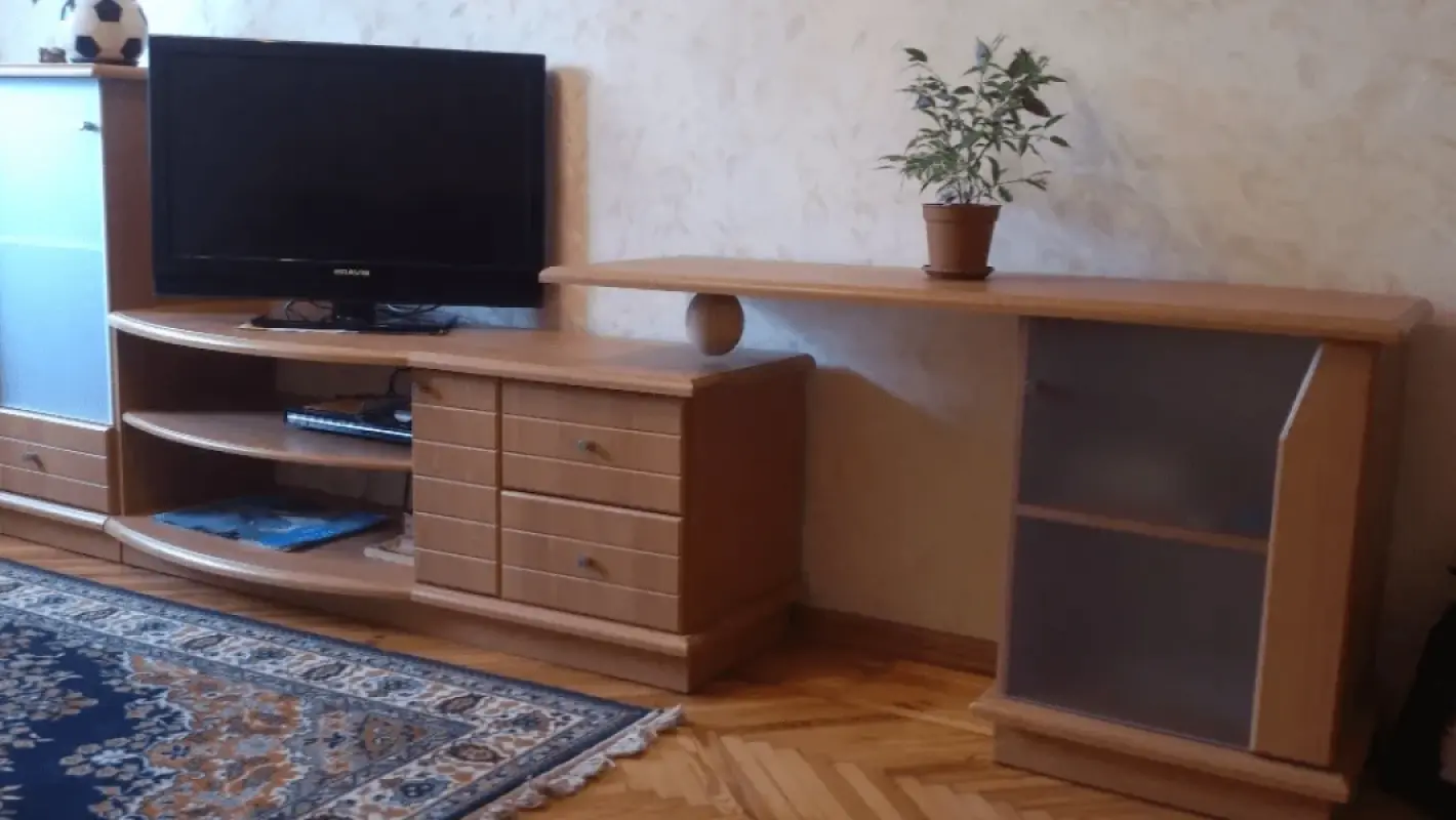 Apartment for rent - Hvardiytsiv-Shyronintsiv Street 5