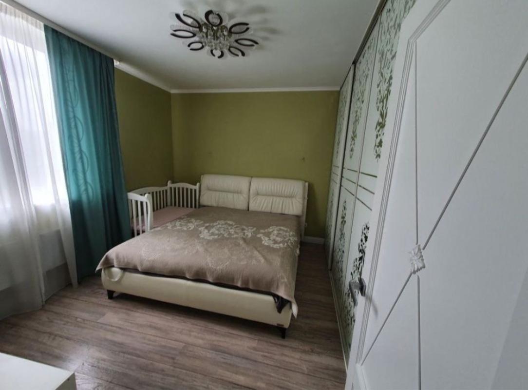 Long term rent 2 bedroom-(s) apartment Aviakonstruktora Ihoria Sikorskoho Street (Tankova Street) 1б