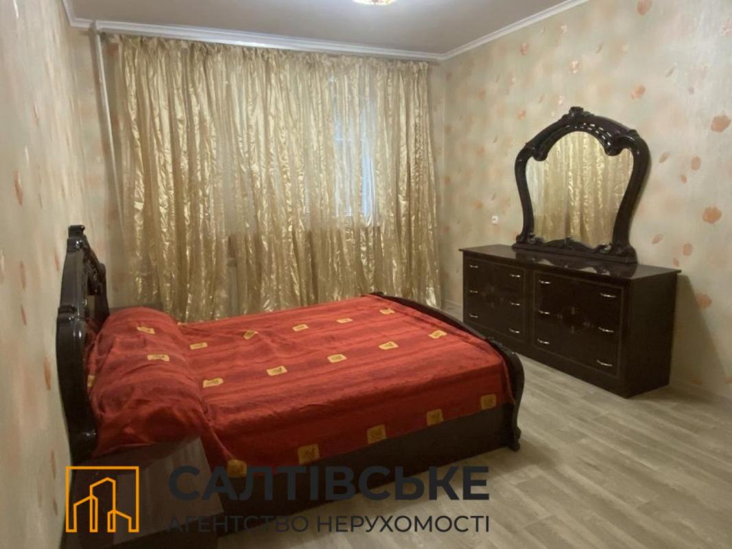 Продаж 1 кімнатної квартири 32 кв. м, Героїв Праці вул. 31а