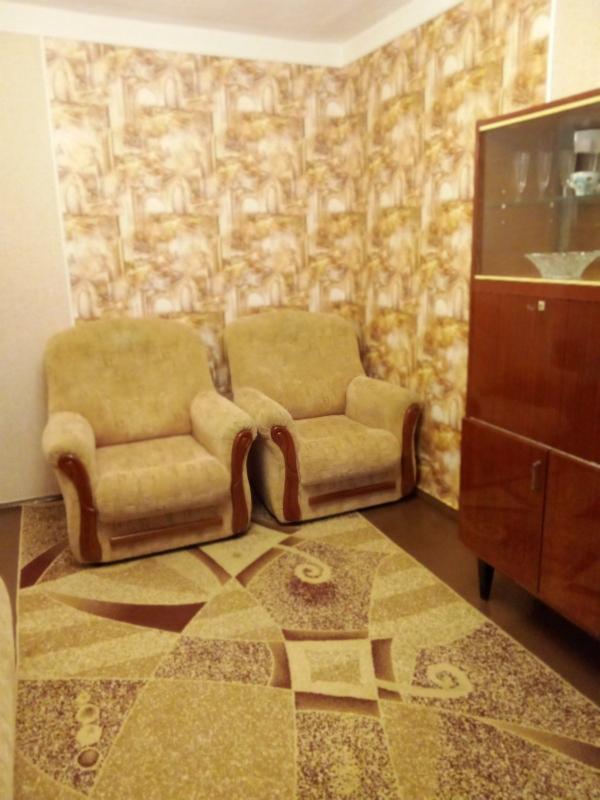 Long term rent 3 bedroom-(s) apartment Arhitektora Aloshyna Avenue (Ordzhonikidze Avenue) 39